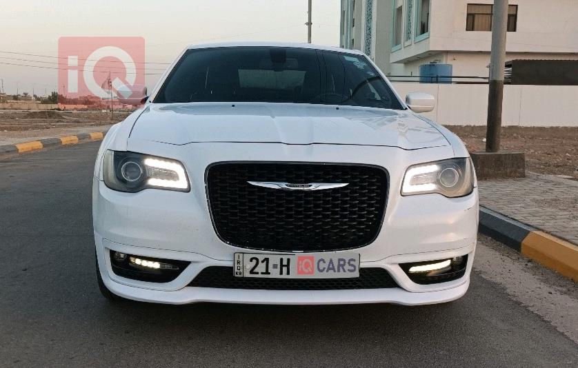 كرايسلر 300